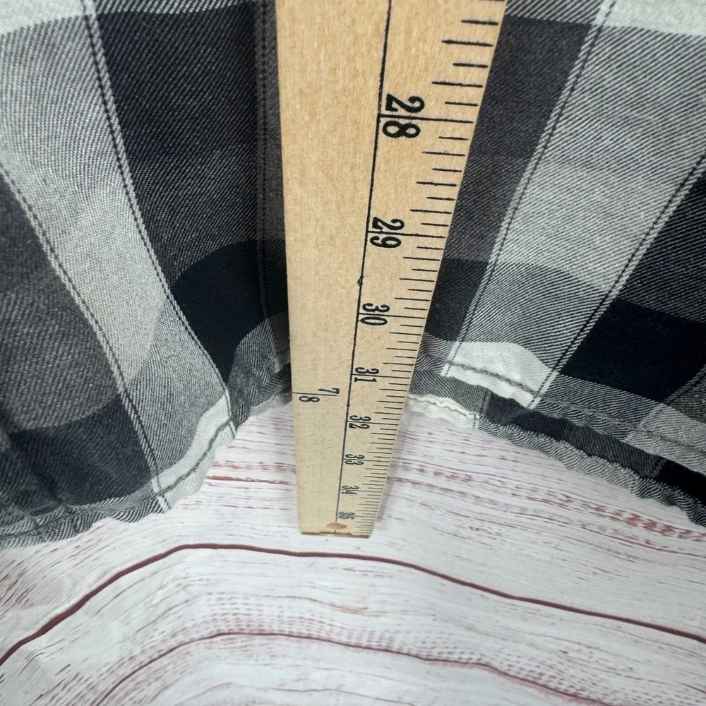 The North‎ Face Shirt Mens 2XL Long Sleeve Plaid Shirt Double Pocket Hiking